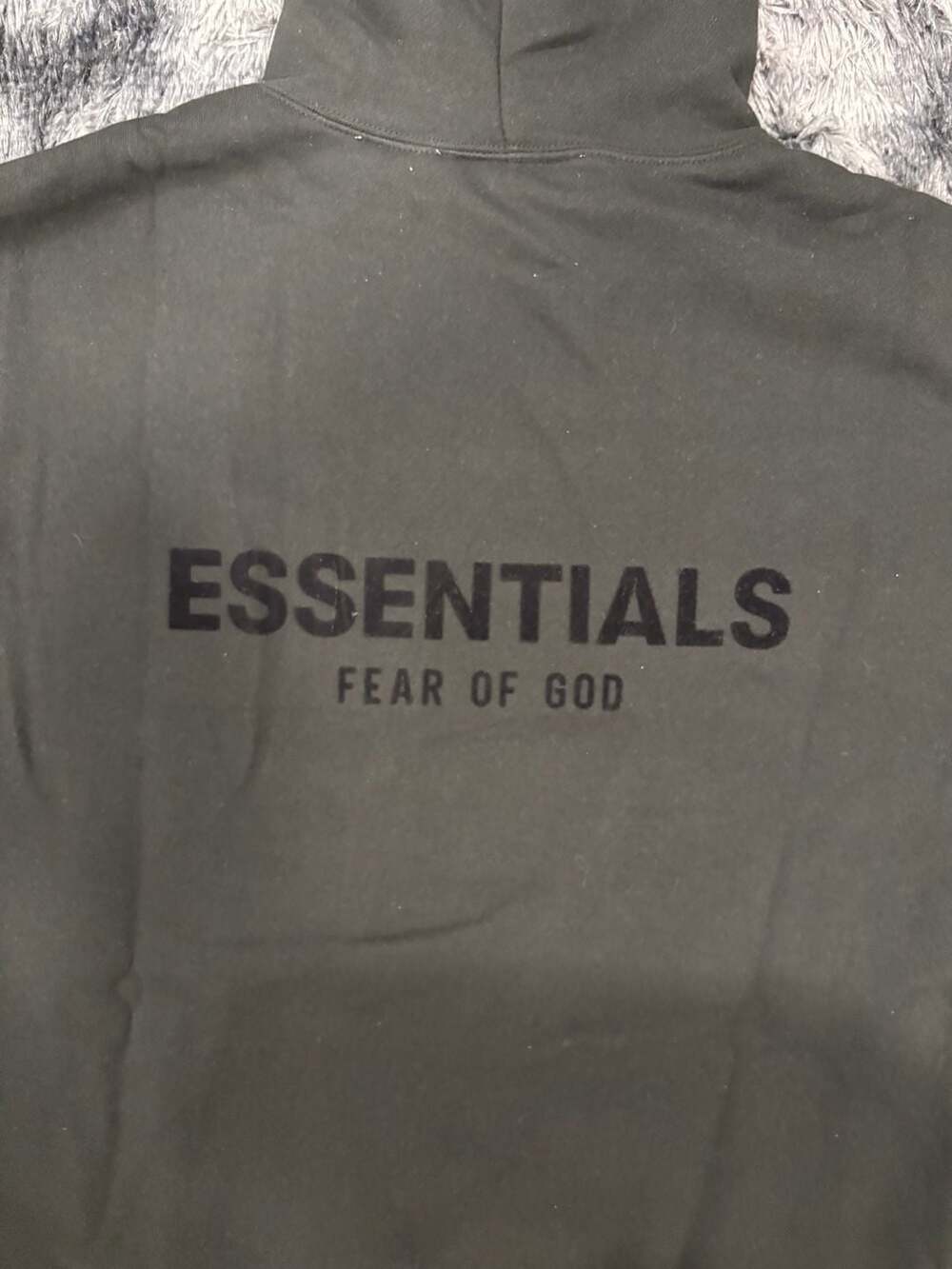 Fear of God Essentials SS22 Full Tracksuit Hoodie and Sweatpants in Stretch Limo - Picture 4 of 5